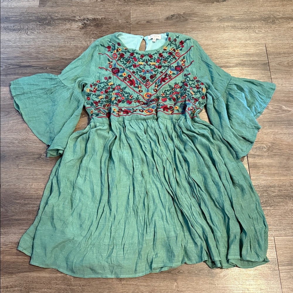 Embroidered Green Boho Mini Dress - Picture 2 of 10